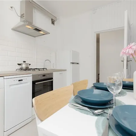 Apartament Bałuckiego Stary Mokotów By Renters *